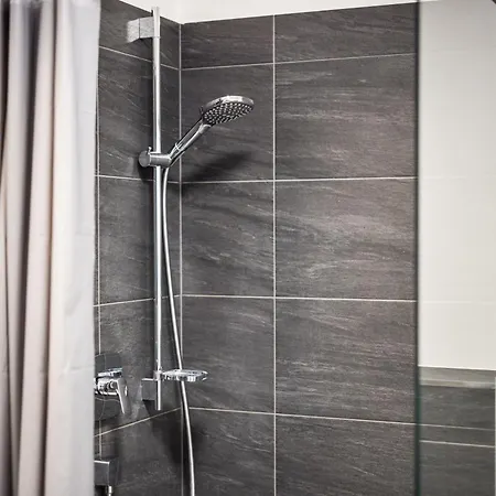 Myquartier Aparthotel *