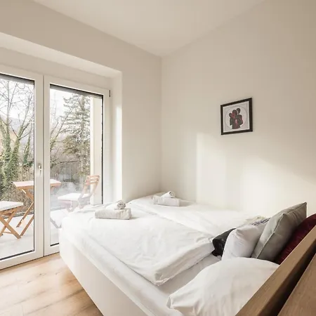 Myquartier Aparthotel *