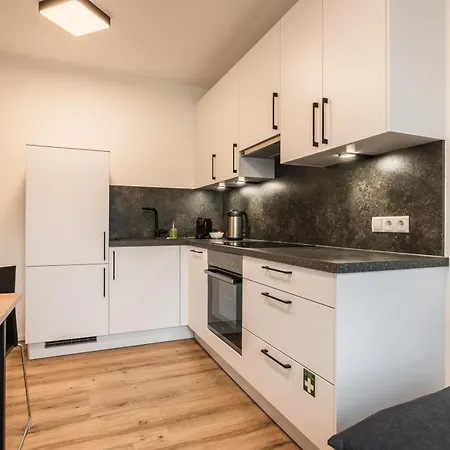 Aparthotel Myquartier *
