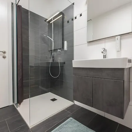 Aparthotel Myquartier